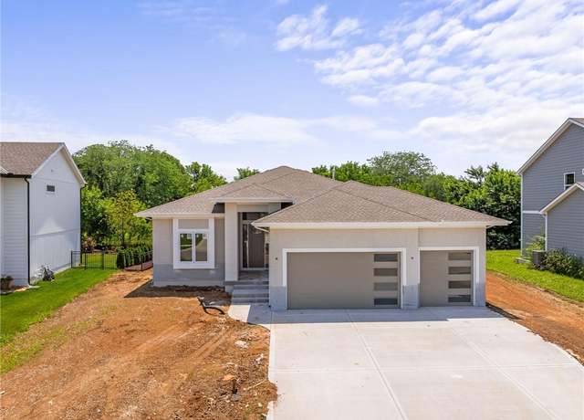 Property at 25041 W 142nd St, Olathe, KS 66061, 4 beds, 3 baths