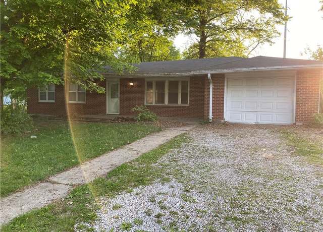 Property at 2302 Girard St, Leavenworth, KS 66048, 3 beds, 3 baths
