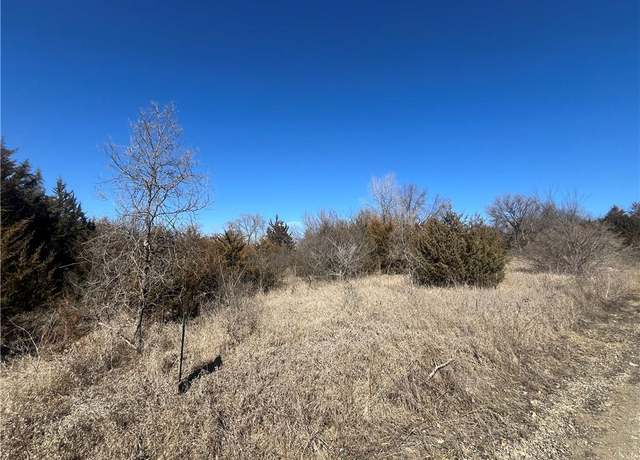 Property at 14842 Crystal Dr, Excelsior Springs, MO 64024