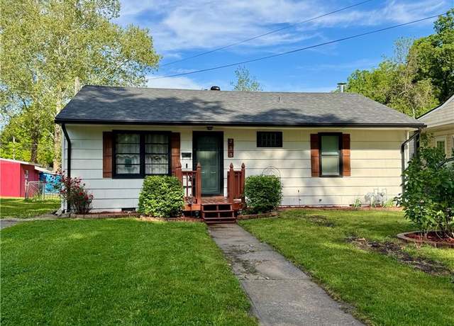 Property at 235 Cornell Ave, Bonner Springs, KS 66012, 2 beds, 2 baths