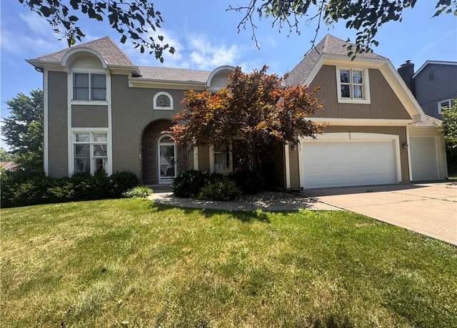 Property at 1317 E Sleepy Hollow Dr, Olathe, KS 66062, 5 beds, 4 baths