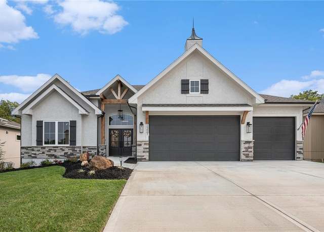 Property at 15447 W 168th Pl, Olathe, KS 66062, 4 beds, 3.5 baths
