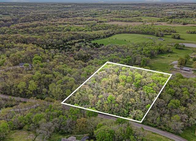 Property at 1417 Sunrise Dr, Smithville, MO 64089