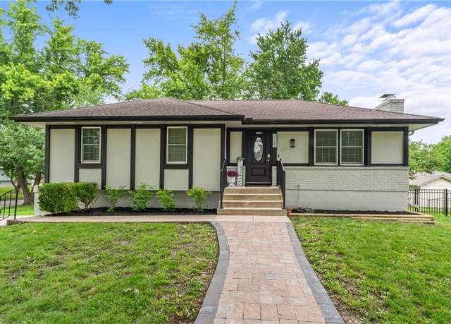 Property at 3005 Elmira Ct, Independence, MO 64057, 3 beds, 2 baths