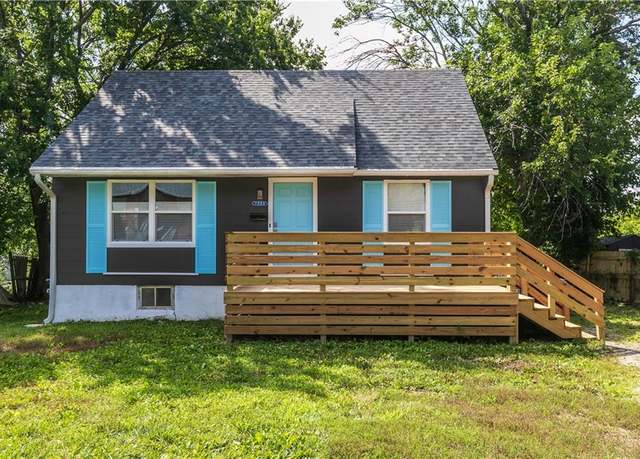 Property at 7509 E 50th St, Kansas City, MO 64129, 4 beds, 2 baths