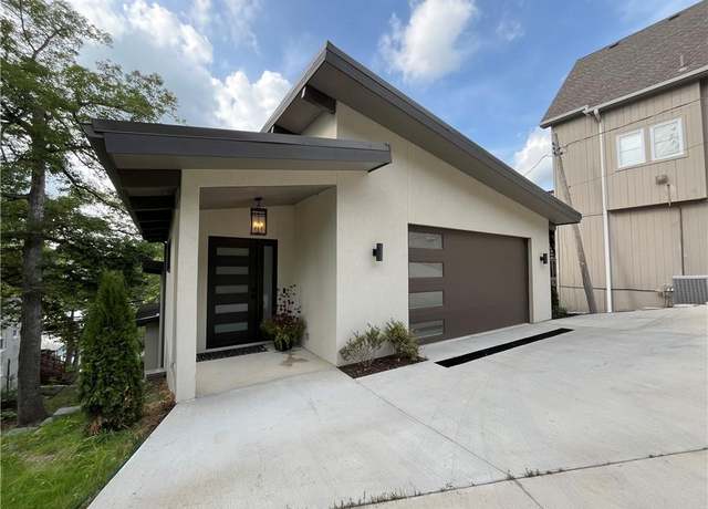 Property at 53 Z St, Lake Lotawana, MO 64086, 6 beds, 3.5 baths