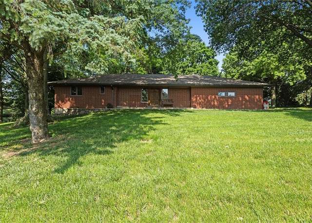 Property at 10510 Lanter Ln, Platte City, MO 64079, 2 beds, 2 baths