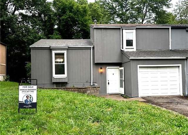 Property at 9525 Manning Ave, Kansas City, MO 66134, 3 beds, 2 baths
