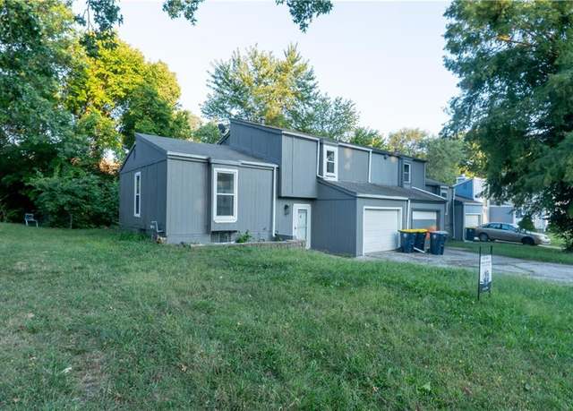 Property at 9525 Manning Ave, Kansas City, MO 66134, 3 beds, 2 baths
