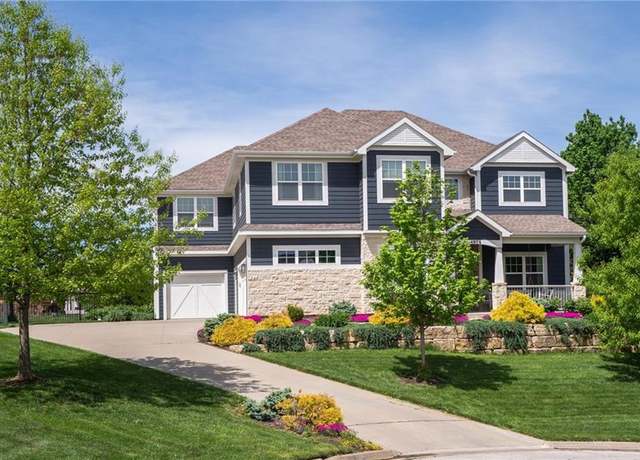 Property at 4906 Hickok Ct, Lawrence, KS 66049, 6 beds, 4.5 baths