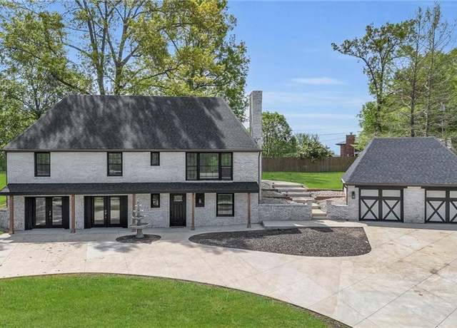 Property at 1005 Old Time Dr, Excelsior Springs, MO 64024, 4 beds, 3.5 baths