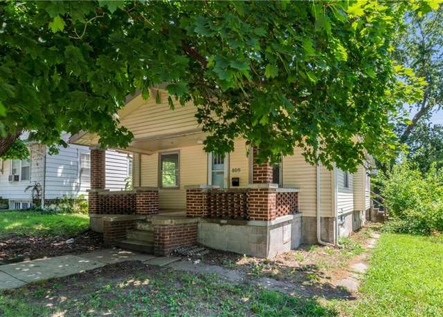 Property at 809 S Crysler Ave, Independence, MO 64052, 2 beds, 2 baths