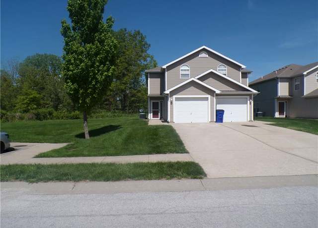 Property at 1538 SW Shelby Dr, Lee's Summit, MO 64082, 3 beds, 2.5 baths