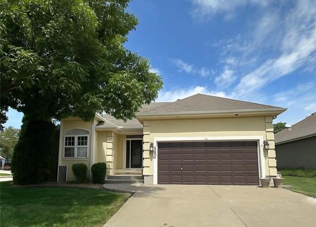 Property at 1800 Meadowlark Ct, Raymore, MO 64083, 2 beds, 2.5 baths