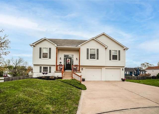 Property at 8408 NE 108 Ter, Kansas City, MO 64157, 3 beds, 3 baths
