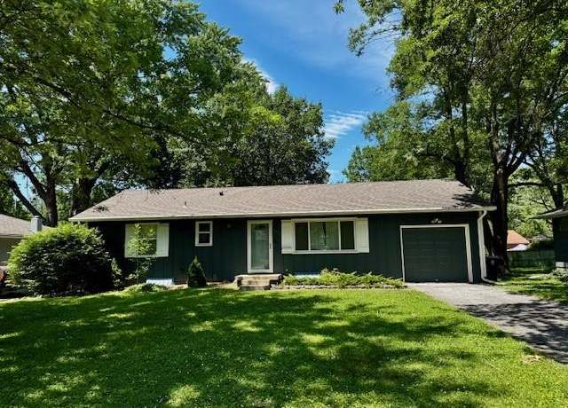 Property at 4510 E 113th St, Kansas City, MO 64137, 4 beds, 2 baths