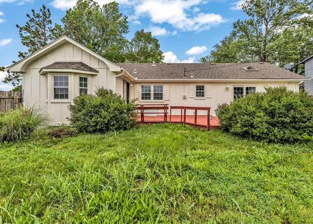 Property at 16001 E 30th Ter South St, Independence, MO 64055, 3 beds, 2 baths