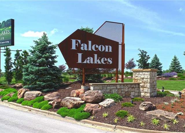 Property at 4145 Lake Shore Dr, Basehor, KS 66007, 4 beds, 3 baths