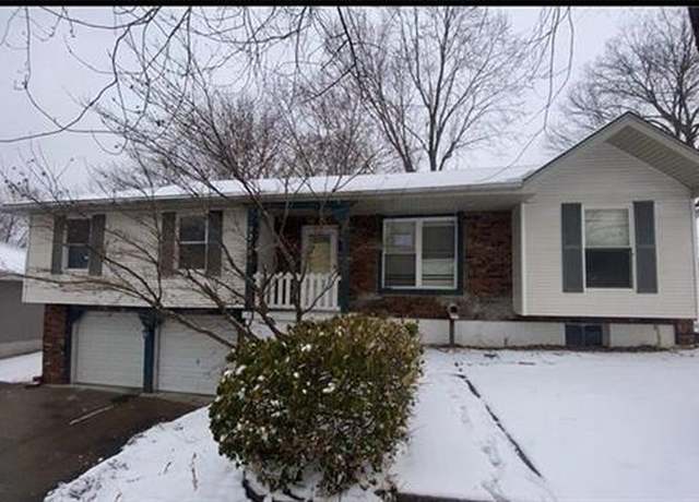 Property at 5210 S Mccoy St, Independence, MO 64055, 3 beds, 3.5 baths