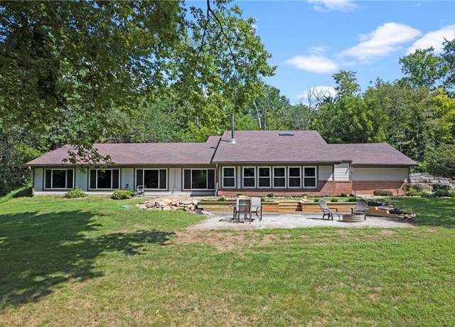 Property at 6030 W 163rd Ter, Stilwell, KS 66085, 4 beds, 2 baths