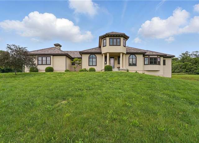 Property at 11426 E 233rd St, Peculiar, MO 64078, 5 beds, 2.5 baths