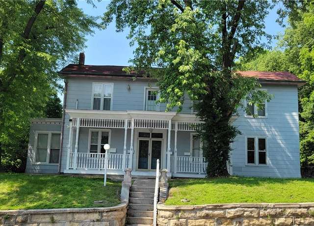 Property at 605 Hall St, St Joseph, MO 64501, 8 beds, 5 baths