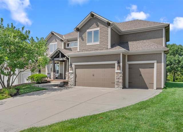 Property at 16200 Bluejacket St, Overland Park, KS 66221, 5 beds, 4.5 baths