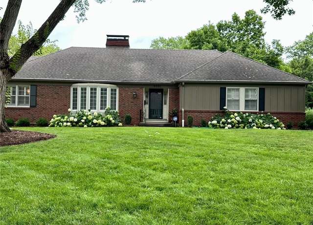 Property at 9201 Ensley Ln, Leawood, KS 66206, 3 beds, 3.5 baths