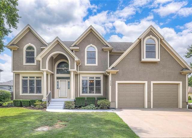 Property at 3769 SW Boulder Dr, Lee's Summit, MO 64082, 4 beds, 4.5 baths