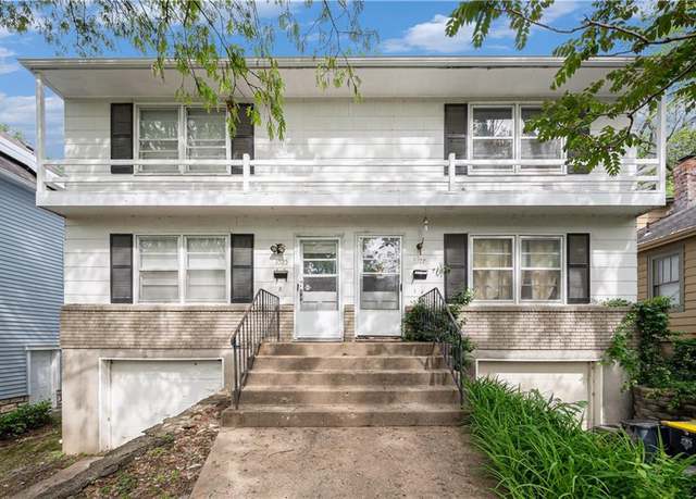 Property at 3525-3527 Bell St, Kansas City, MO 64111, 4 beds, 2 baths