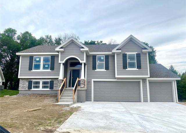 Property at 1103 Noah Ln, Kearney, MO 64060, 4 beds, 3 baths
