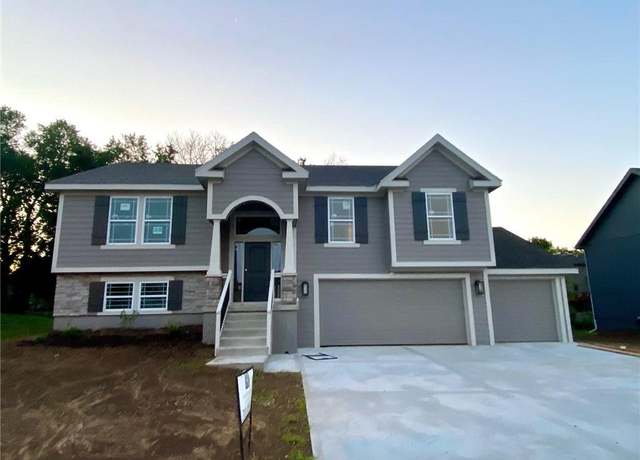 Property at 1103 Noah Ln, Kearney, MO 64060, 4 beds, 3 baths