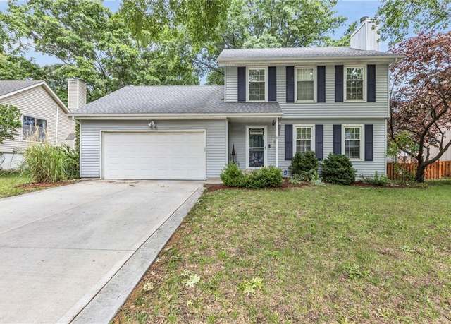 Property at 12553 S Brougham Dr, Olathe, KS 66062, 3 beds, 3.5 baths