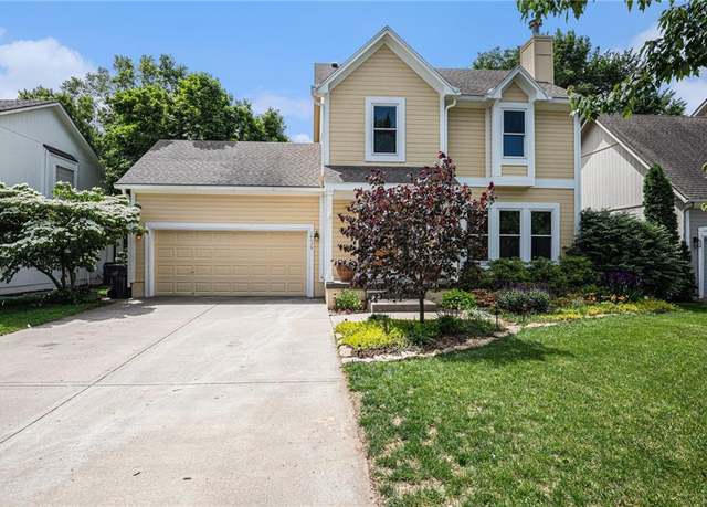 Property at 14639 W 151st Ter, Olathe, KS 66062, 3 beds, 2.5 baths