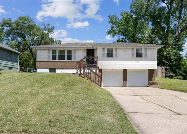 Property at 9616 E 86th Ter, Raytown, MO 64138, 3 beds, 2.5 baths