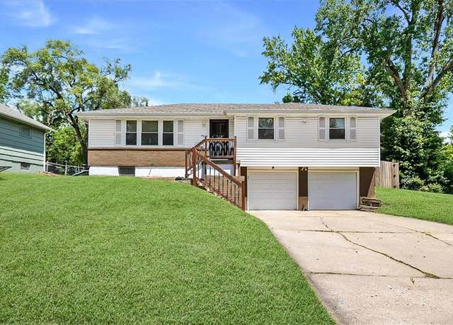 Property at 9616 E 86th Ter, Raytown, MO 64138, 3 beds, 2.5 baths