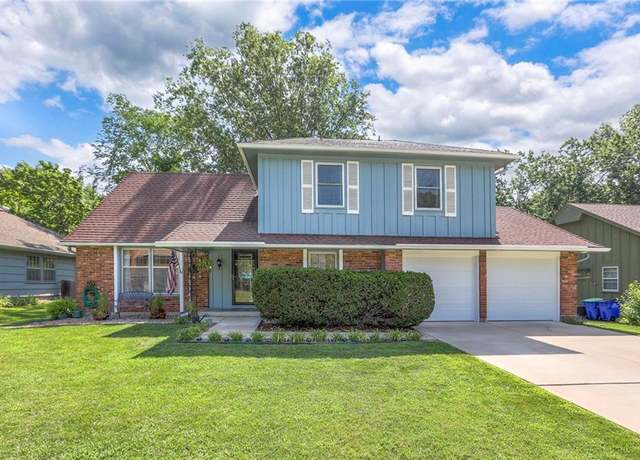 Property at 9715 Hardy St, Overland Park, KS 66212, 4 beds, 2.5 baths