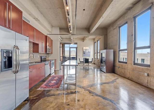 Property at 360 W Pershing Rd #210, Kansas City, MO 64108, 1 bed, 2 baths