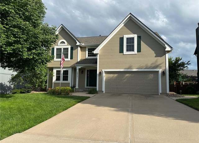 Property at 18221 W 157th Ter, Olathe, KS 66062, 4 beds, 2.5 baths