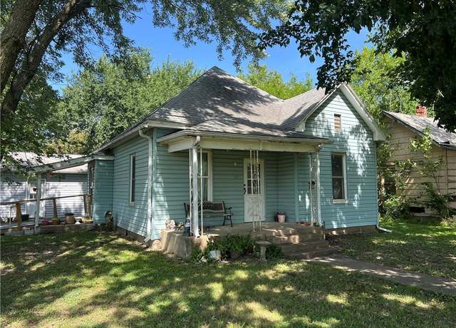 Property at 20 Washington St, Petrolia, KS 66720, 2 beds, 1 bath