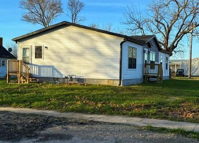 Property at 308 S Williams St, Craig, MO 64437, 3 beds, 2 baths