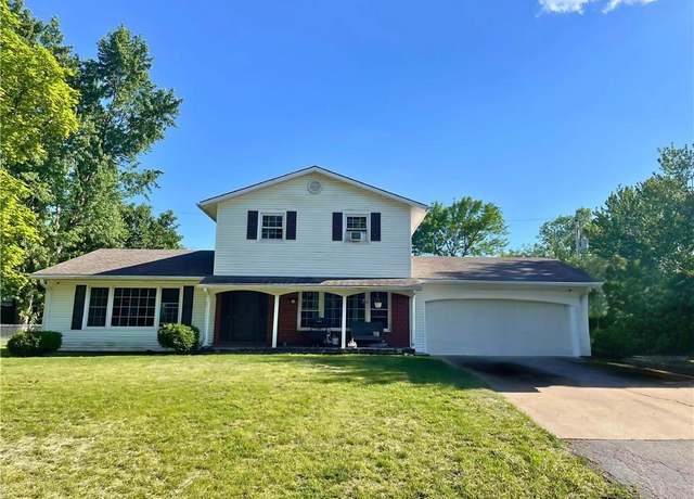 Property at 305 W 18th St, Holden, MO 64040, 4 beds, 2 baths