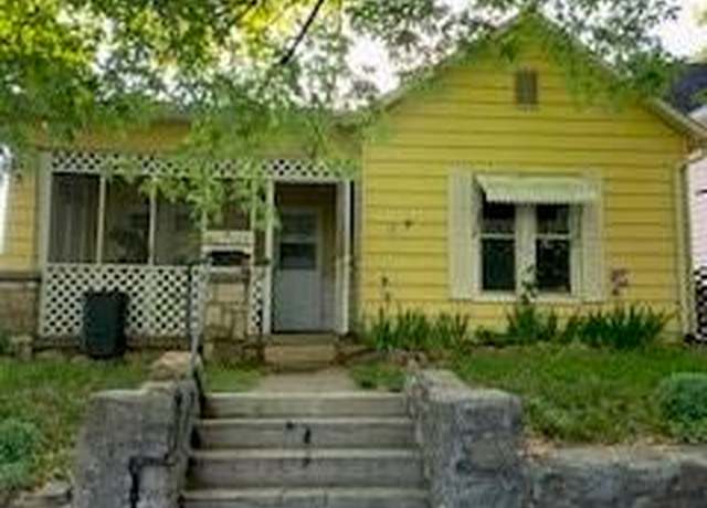 Property at 2002 N 3rd St, St Joseph, MO 64505, 3 beds, 1 bath