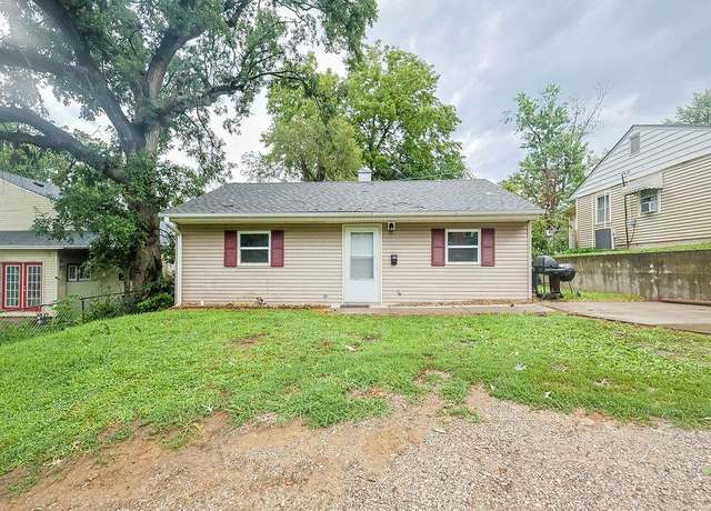 Property at 2009 Barkley Ln, St Joseph, MO 64501, 2 beds, 1 bath