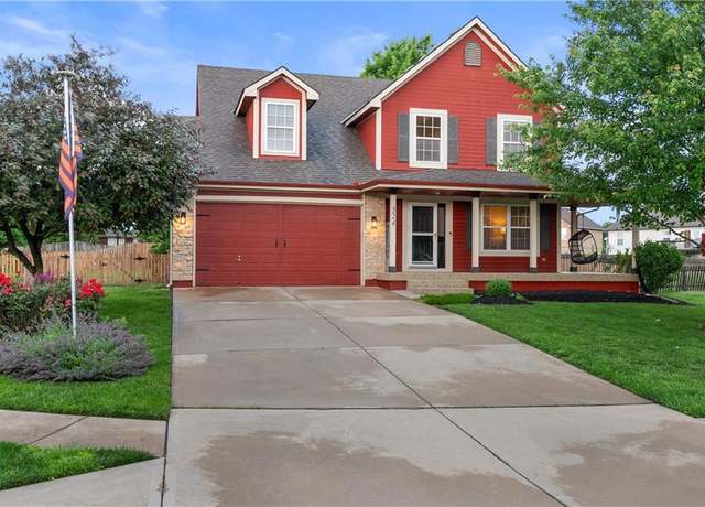 Property at 524 Bradford Ct, Raymore, MO 64083, 5 beds, 3.5 baths