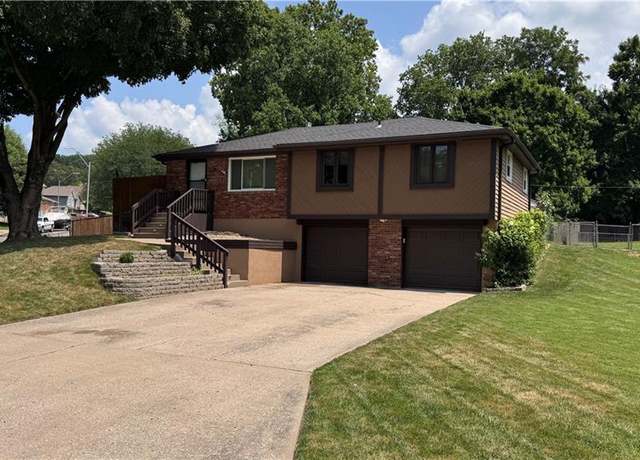 Property at 6955 N Liberty St, Kansas City, MO 64118, 3 beds, 1.5 baths
