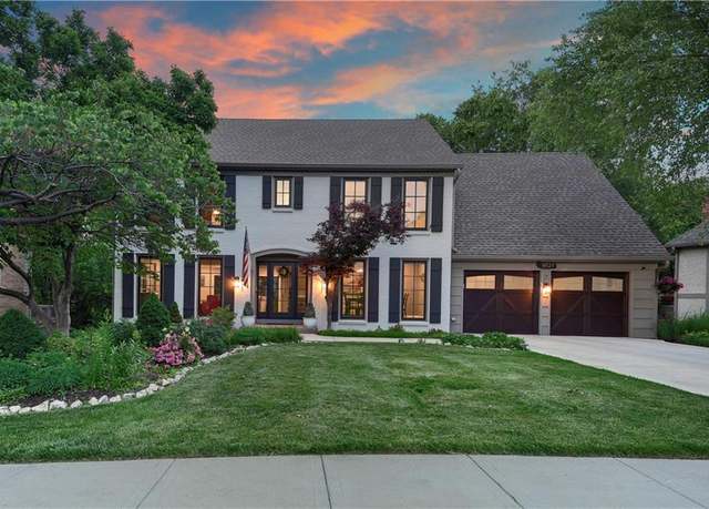 Property at 8521 Rosehill Rd, Lenexa, KS 66215, 4 beds, 4.5 baths