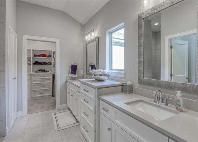 Property at 13837 Westgate St, Overland Park, KS 66221, 4 beds, 4 baths