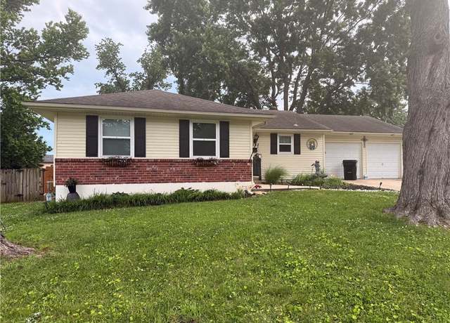 Property at 13107 E 45th Ter S, Independence, MO 64055, 3 beds, 2 baths