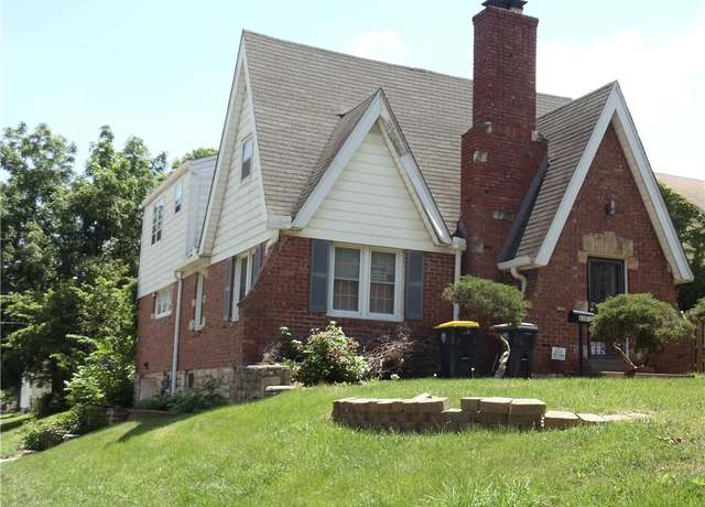 Property at 6301 Agnes Ave, Kansas City, MO 64132, 4 beds, 2.5 baths